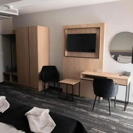 Nowe Millenium Aparthotel 3*