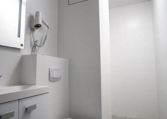 Nowe Millenium Apart Otel 4*